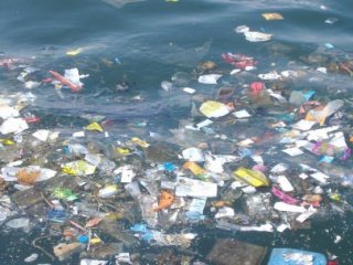 Akdeniz Plastik Atık Çöplüğüne Dönüşüyor
