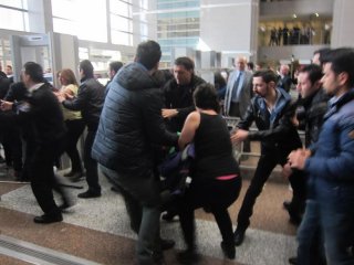 Avukatların X-Ray Protestosu