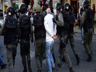 Batı Şeria'da 9 Filistinli Gözaltına Alındı