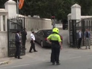 Erdoğan, Aile Kabristanını Ziyaret Etti