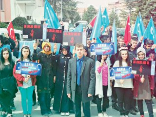 Barın Katliamı protesto edildi