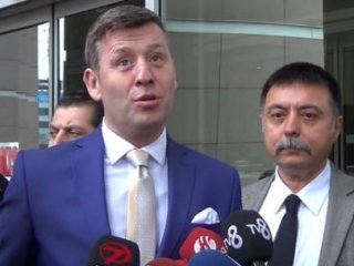 Metin Şentürk Siyasete Soyundu