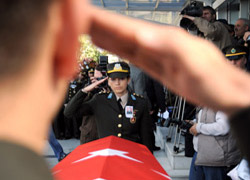 Diyarbakır'da mayın tuzağı: 1şehit