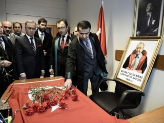 Şehit Savcı Kiraz, Makam Odasında Anıldı