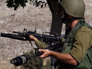 İsrail Askeri Filistinliyi Öldürdü!