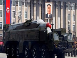 'Kuzey Kore Bizi Nükleer Füzeyle Vurabilir'