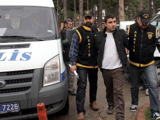 Minibüste Tecavüz Girişimi İddiası