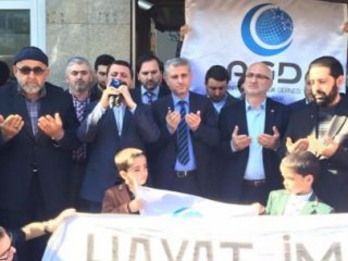 İstanbul'da Kamaruzzaman Protestosu