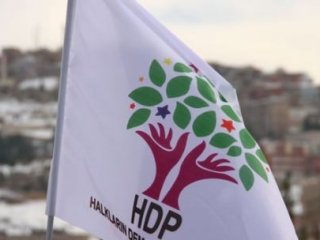 HDP 2 Adayını Listeden Çıkardı!