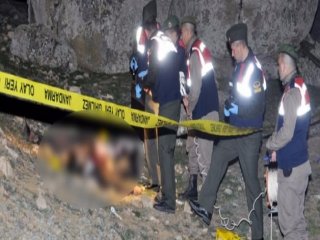 Yol Kenarında Korkunç Vahşet!