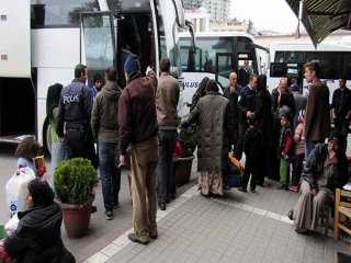 Trabzon’da Suriyeli Dilenciler Toplanıp Kamplara Gönderildi