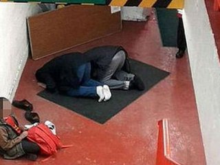 İngiliz Taraftarları Çıldırtan Namaz!