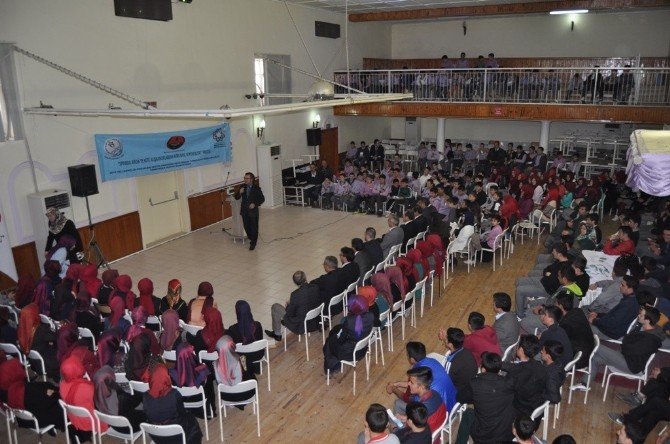 Öncü Spor Seminerleri Korkuteli’de