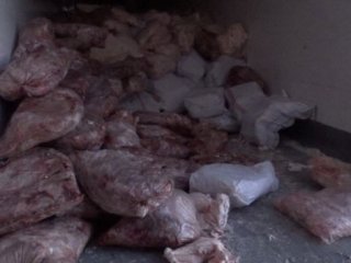 Bir TIR dolusu kaçak et ele geçirildi