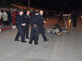 Otomobil Motosiklete Çarptı: 1 Ölü