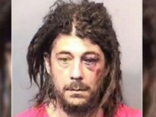 Ağaçla Cinsel İlişkiye Girmeye Kalkınca...