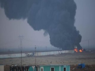 Irak'ta DAEŞ'e Petrol Darbesi!