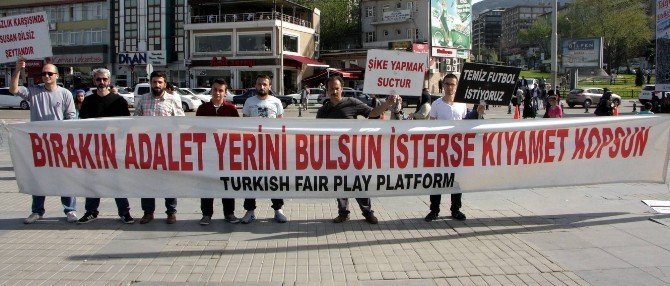 Trabzonspor Taraftarları 128 Haftadır Şike Eyleminde