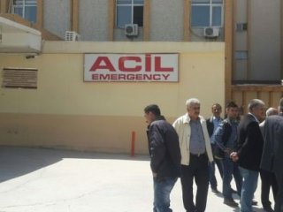 Hastane Bahçesinde Alacak Verecek Kavgası: 1 Yaralı