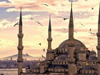 Üç Aylar Başlıyor