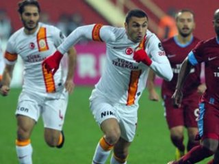 Aslan Ağır Yaralı!