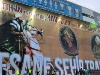 Tarihi Pankartta Büyük Hata