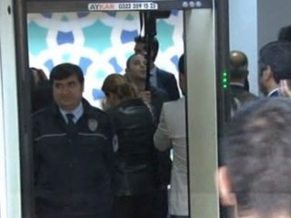 Avukatlar Aranmamakta Israrcı