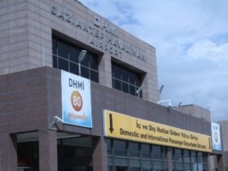 Havaalanında Canlı Bomba İhbarı
