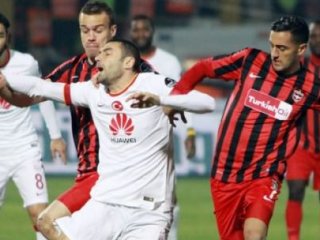 Aslan Zirve Peşinde!