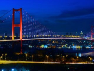Bu İlçenin Toprağı Altından Da Değerli