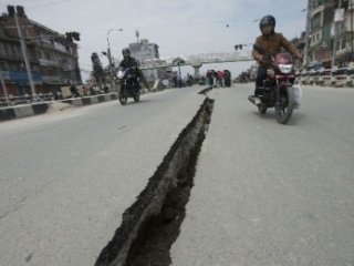 Ölü Sayısı 4 Bine Yaklaştı