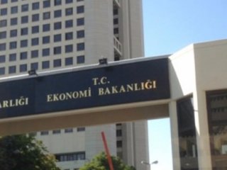 Hazine 3 İhalede 5,36 Milyar Lira Borçlandı