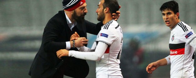 Bilic Soyunma Odasında Cenk'i Böyle Övdü!