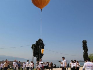 Uzaya Börek Gönderdi