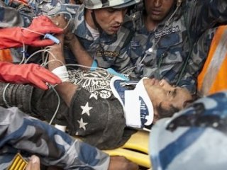 Enkazdan 5 Gün Sonra Sağ Çıktı