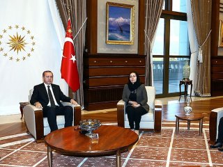 Erdoğan, Özgecan'ın Ailesini Kabul Etti
