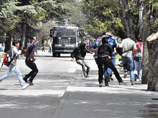 Bölücüler Eskişehir'de Terör Estirdi