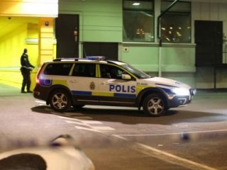 Polis Kavga Eden 4 Liseliyi Ezdi