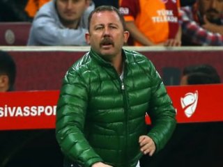'Bırak Hocalığı Git Yorumculuk Yap!'
