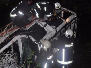 Off-Road Aracı Uçuruma Uçtu: 2 Ölü