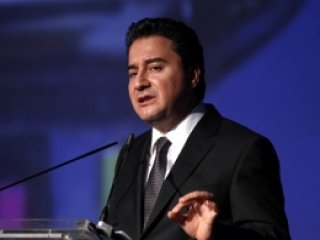 Babacan: Her Şey Dökülüyor!