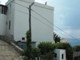 Evren’in Evinde Ölüm Sessizliği