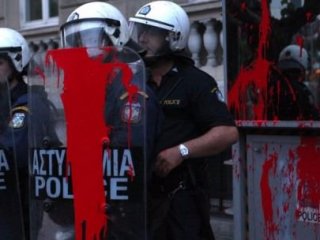 Atina'da 'AB Borçlarımızı Sil' Protestosu