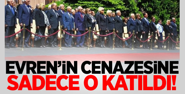Mehmet Ağar Kenan Evren'in Cenazesine Katıldı