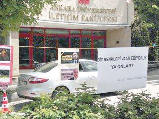 Kampüs'te PKK Standı