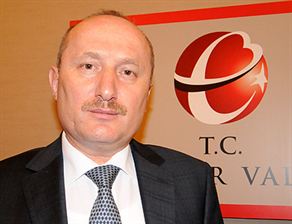 Eskişehir Valisi Koçdemir, trafik kazasında hafif yaralandı