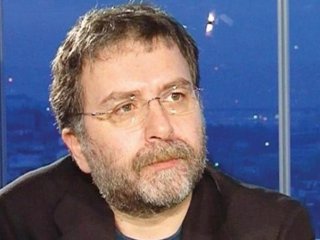 Ahmet Hakan Bu Seferde Cemaate Vurdu