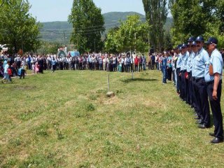 Bakan İslam'ı Şaşırtan Kuyruk