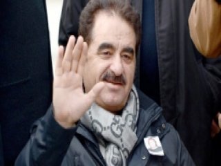 Tatlıses ABD'den Geldi Onun Yanına Koştu!