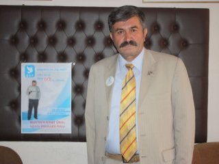 DSP'li Adaydan Rakı Kadehli Seçim Afişi